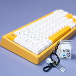 Custom Keyboard mit Mil & Bee Keycaps Kit